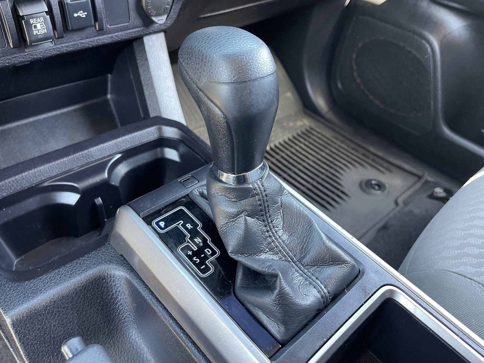Used 2021 Toyota Tacoma SR5 RWD image 27