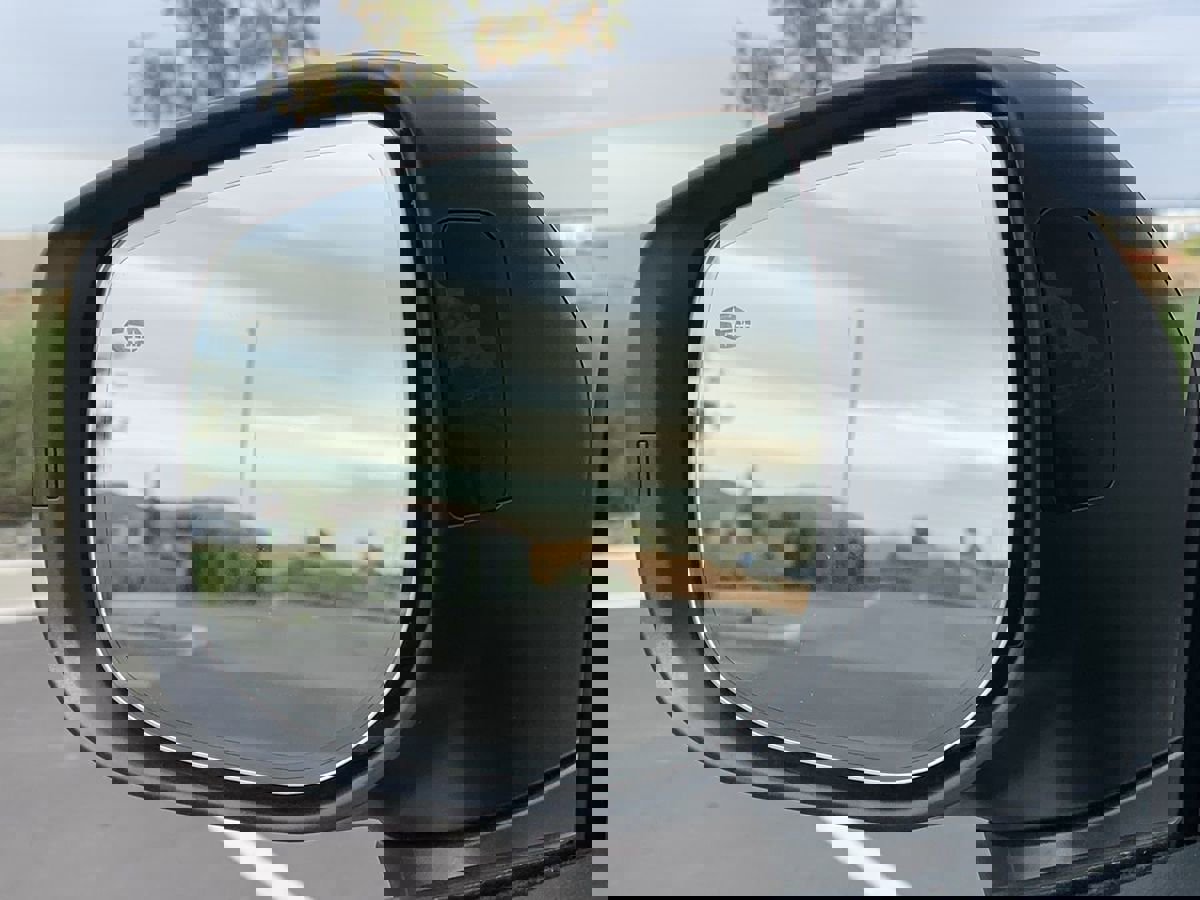 Used 2022 Subaru Crosstrek 2.5i Sport w/ Moonroof Package image 14