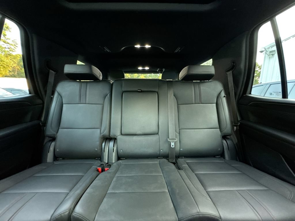 Used 2022 Chevrolet Tahoe RST w/ Sport Performance Package AWD/4WD image 34
