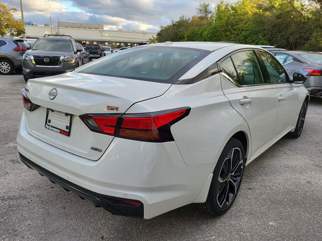 New 2025 Nissan Altima 2.5 SR w/ SR Premium Package image 7