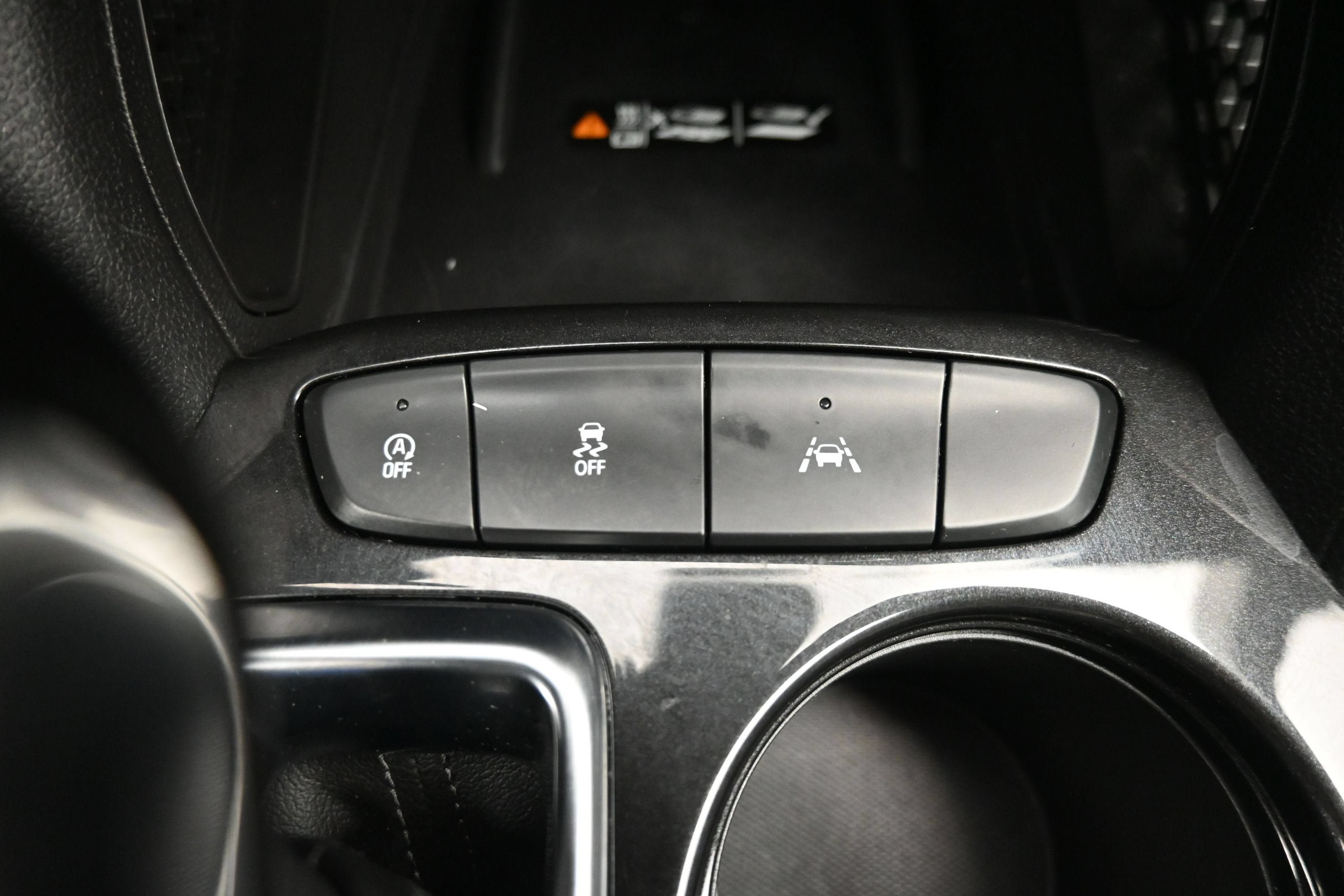 Certified 2025 Chevrolet TrailBlazer LT w/ Convenience Package FWD image 22
