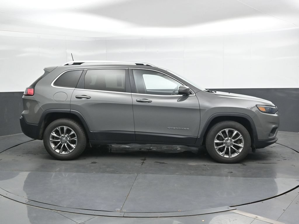 Used 2020 Jeep Cherokee Latitude Lux w/ Quick Order Package 26H Lux AWD/4WD image 3