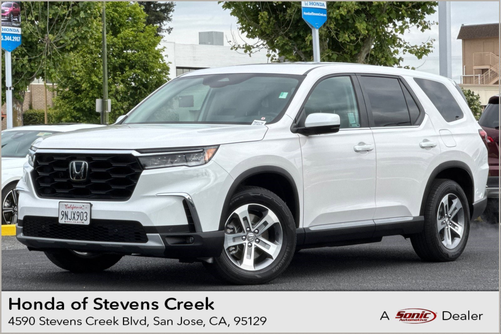 Certified 2025 Honda Pilot EX-L image 1