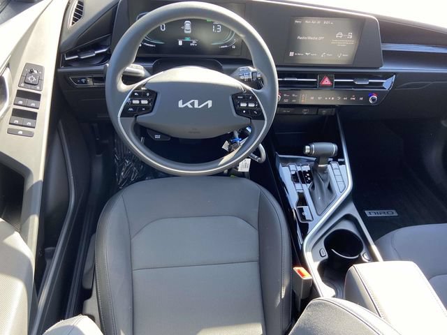 New 2025 Kia Niro LX FWD image 9