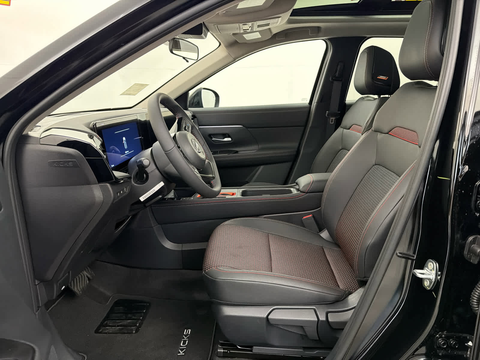 New 2026 Nissan Kicks SR w/ SR Premium Package image 14