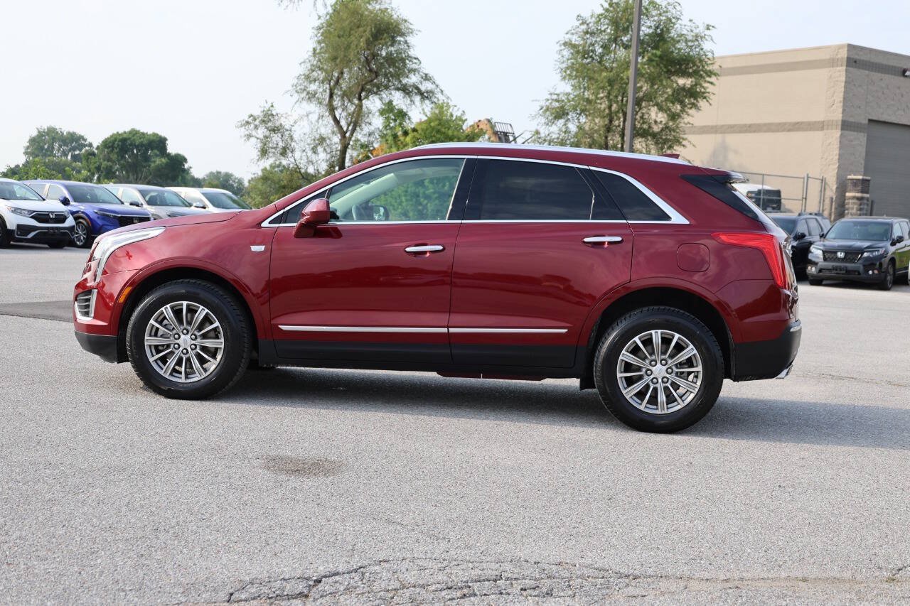 Used 2017 Cadillac XT5 Luxury w/ Driver Awareness Package AWD/4WD image 8