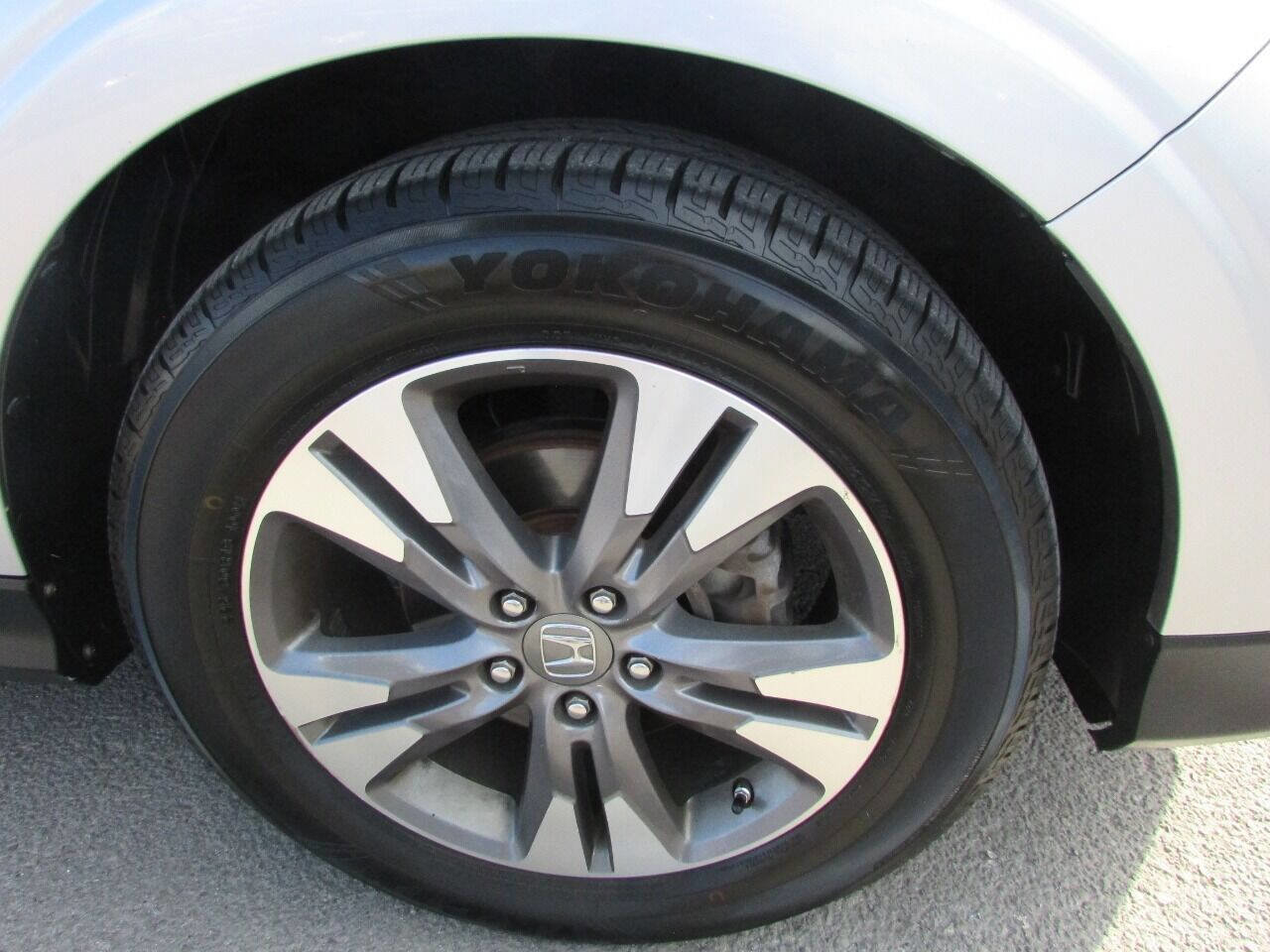 Used 2015 Honda Crosstour EX-L image 22