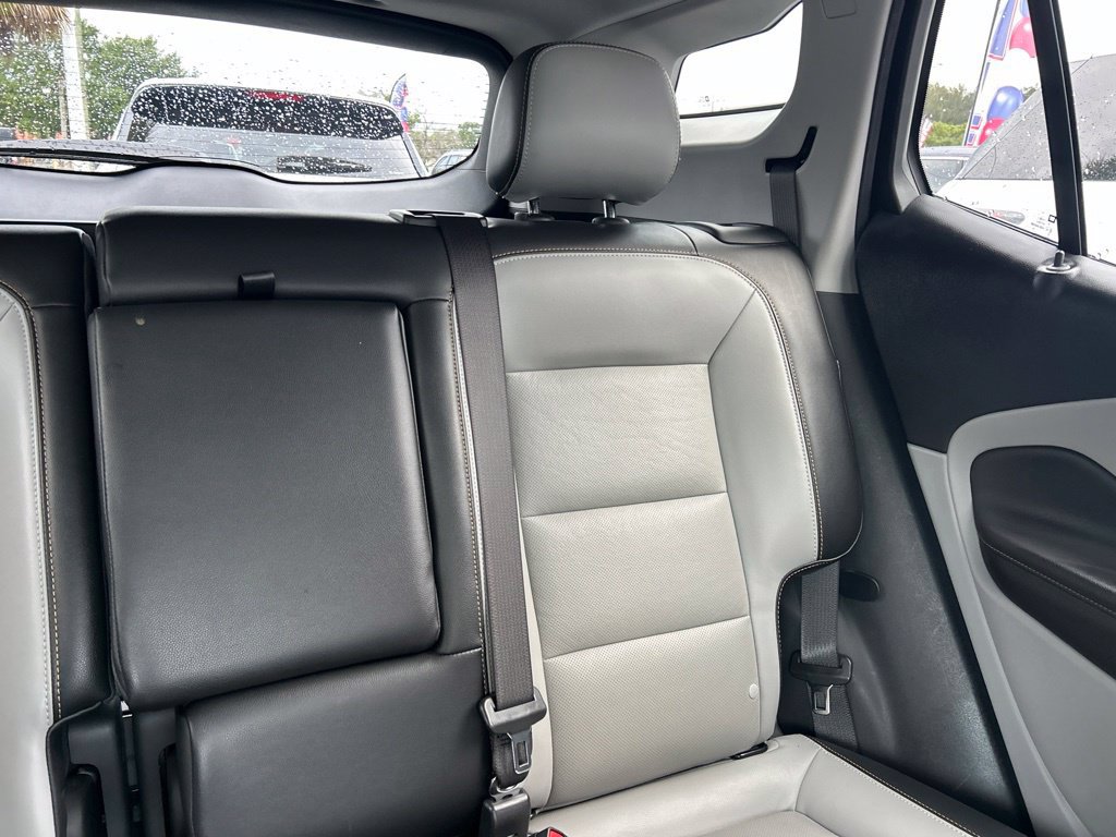 Used 2021 GMC Terrain SLT w/ Infotainment Package II FWD image 15