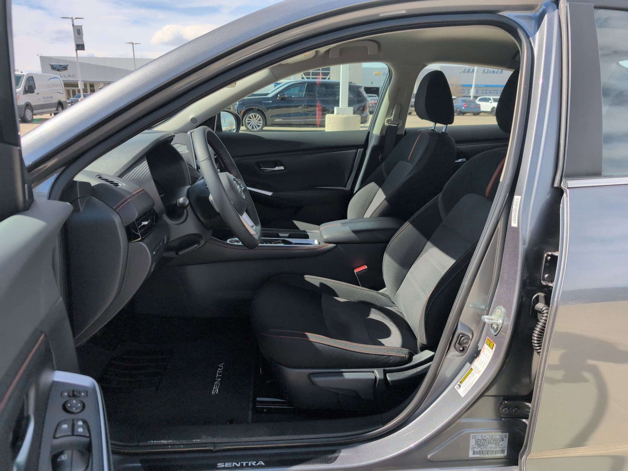 Used 2022 Nissan Sentra SR w/ Electronics Package image 24