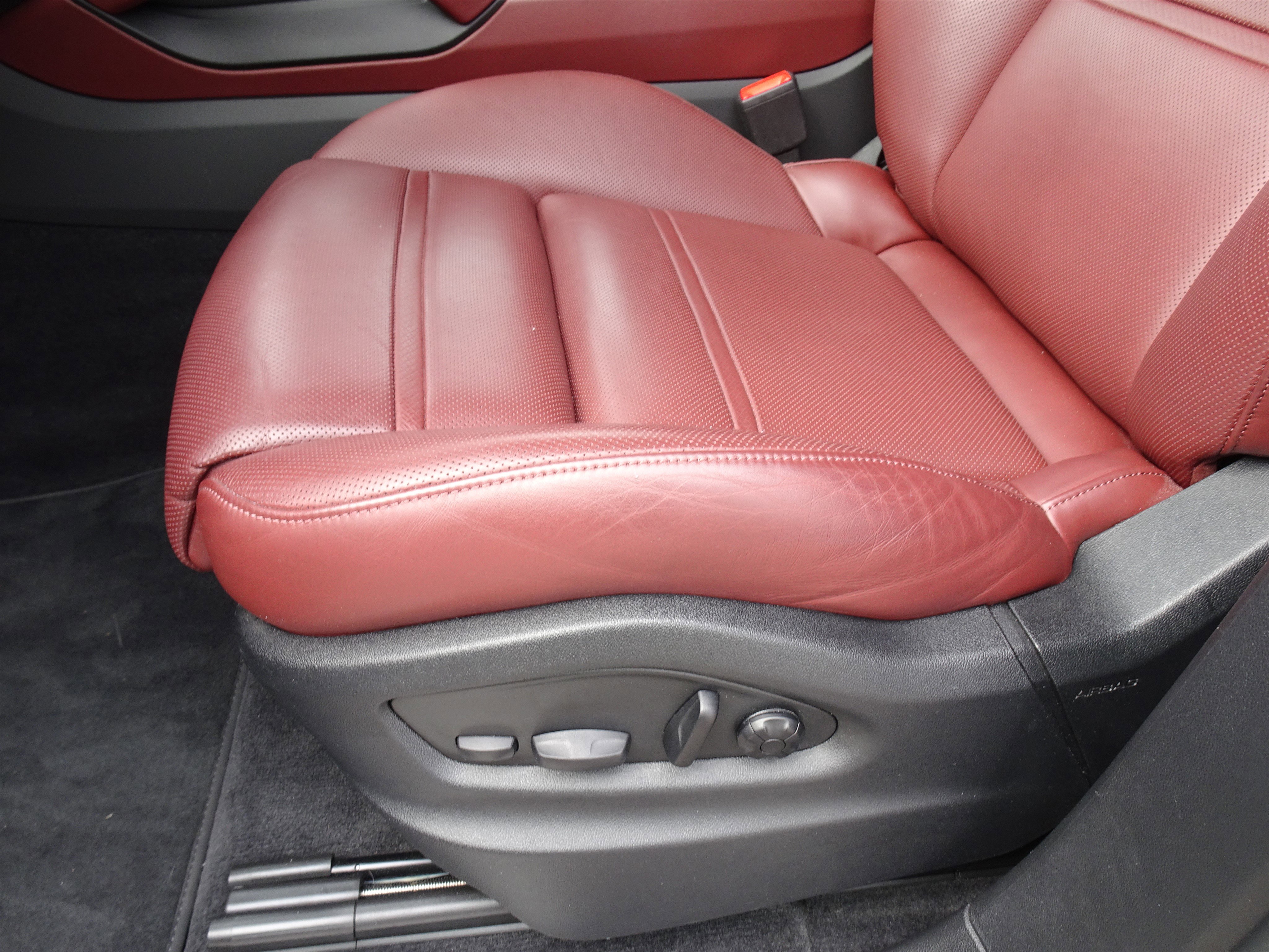 Used 2024 Porsche Cayenne image 15