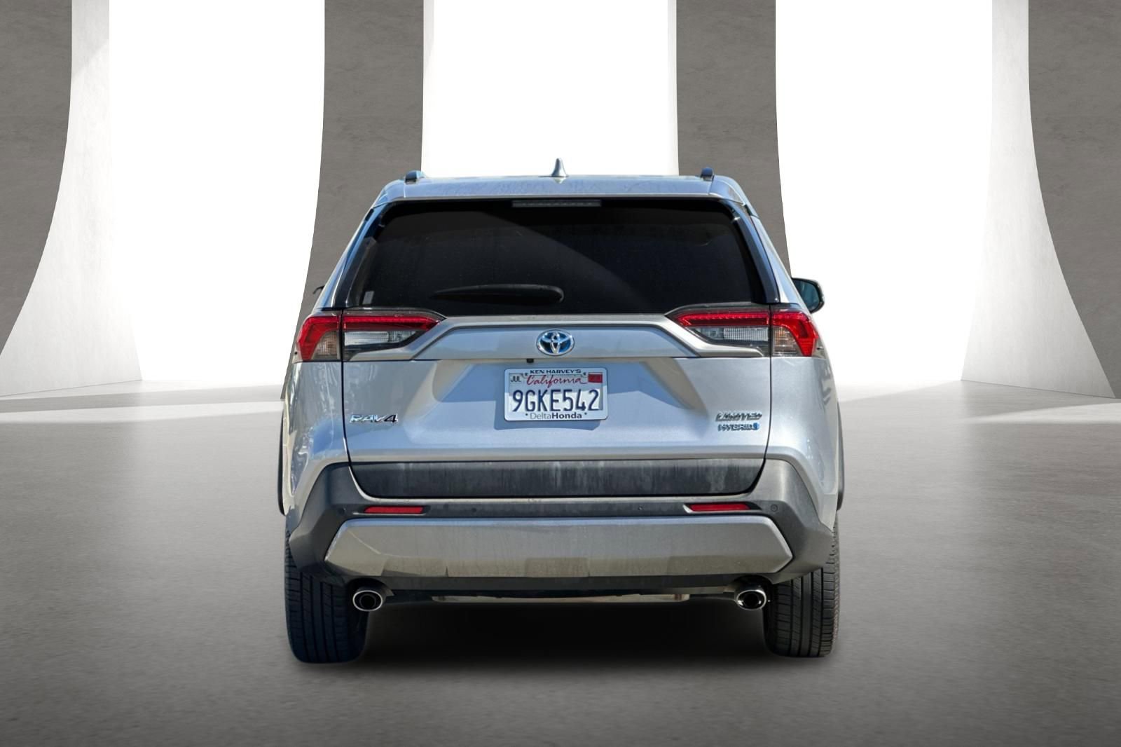 Used 2021 Toyota RAV4 Limited image 5