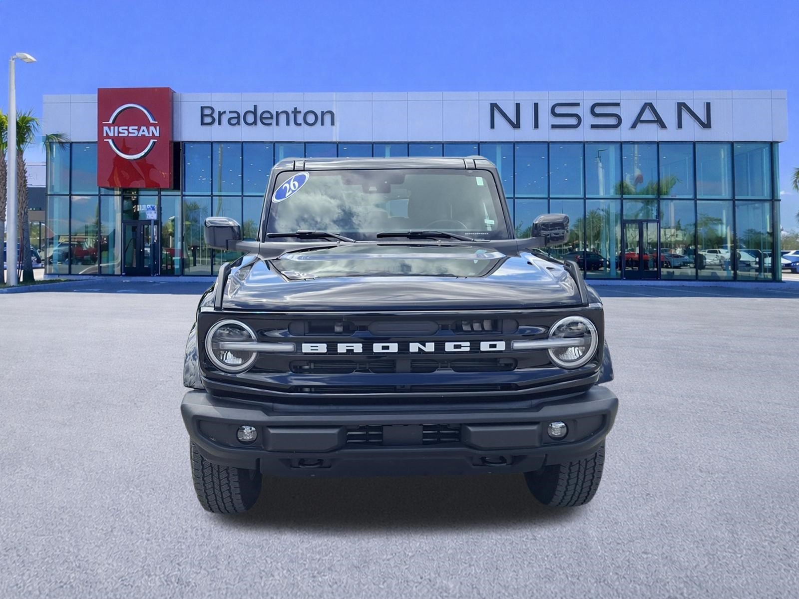 Used 2026 Ford Bronco Outer Banks AWD/4WD image 2
