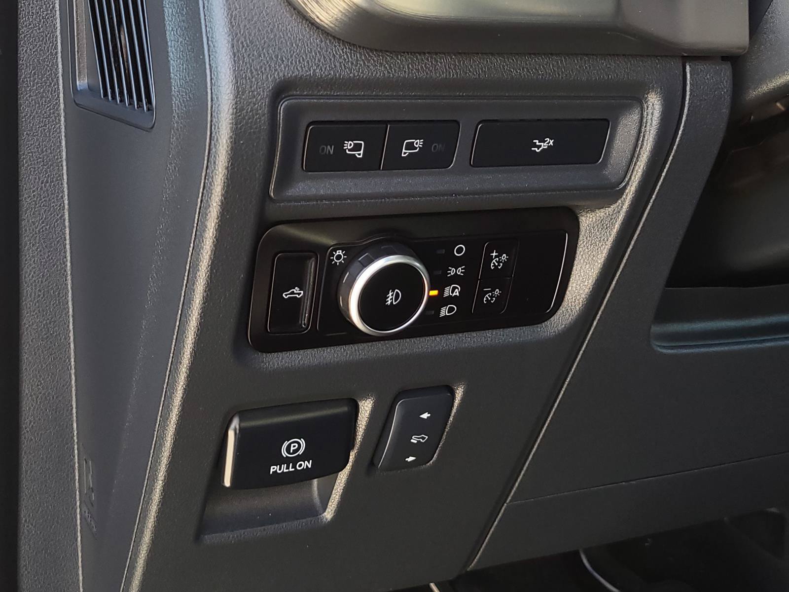 Used 2023 Ford F150 Lariat RWD image 20