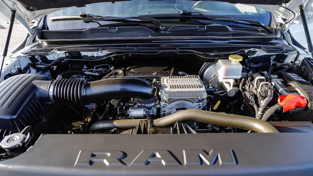 Used 2024 RAM 1500 Limited w/ Body Color Bumper Group AWD/4WD image 31