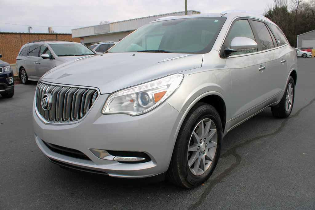 Used 2017 Buick Enclave Convenience image 1