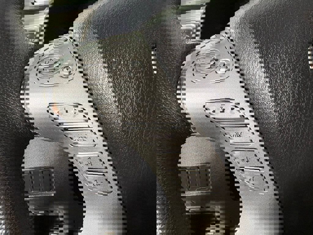 Used 2016 Nissan Murano SV image 23