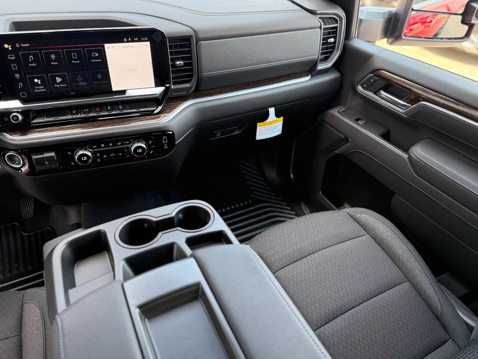 New 2026 GMC Sierra 2500 SLE w/ SLE Value Package; image 15