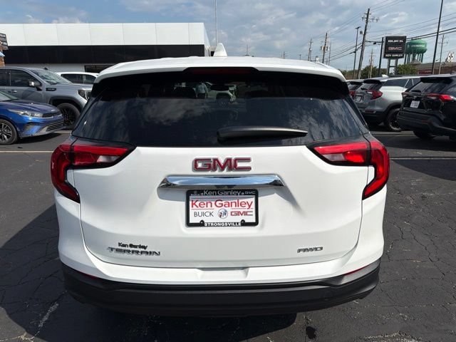 Certified 2019 GMC Terrain SLE w/ LPO, Floor Liner Package AWD/4WD image 5