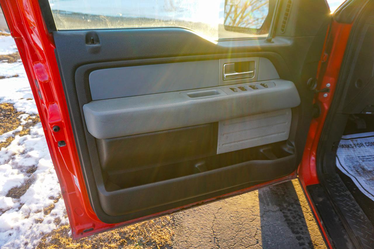 Used 2011 Ford F150 XLT AWD/4WD image 21