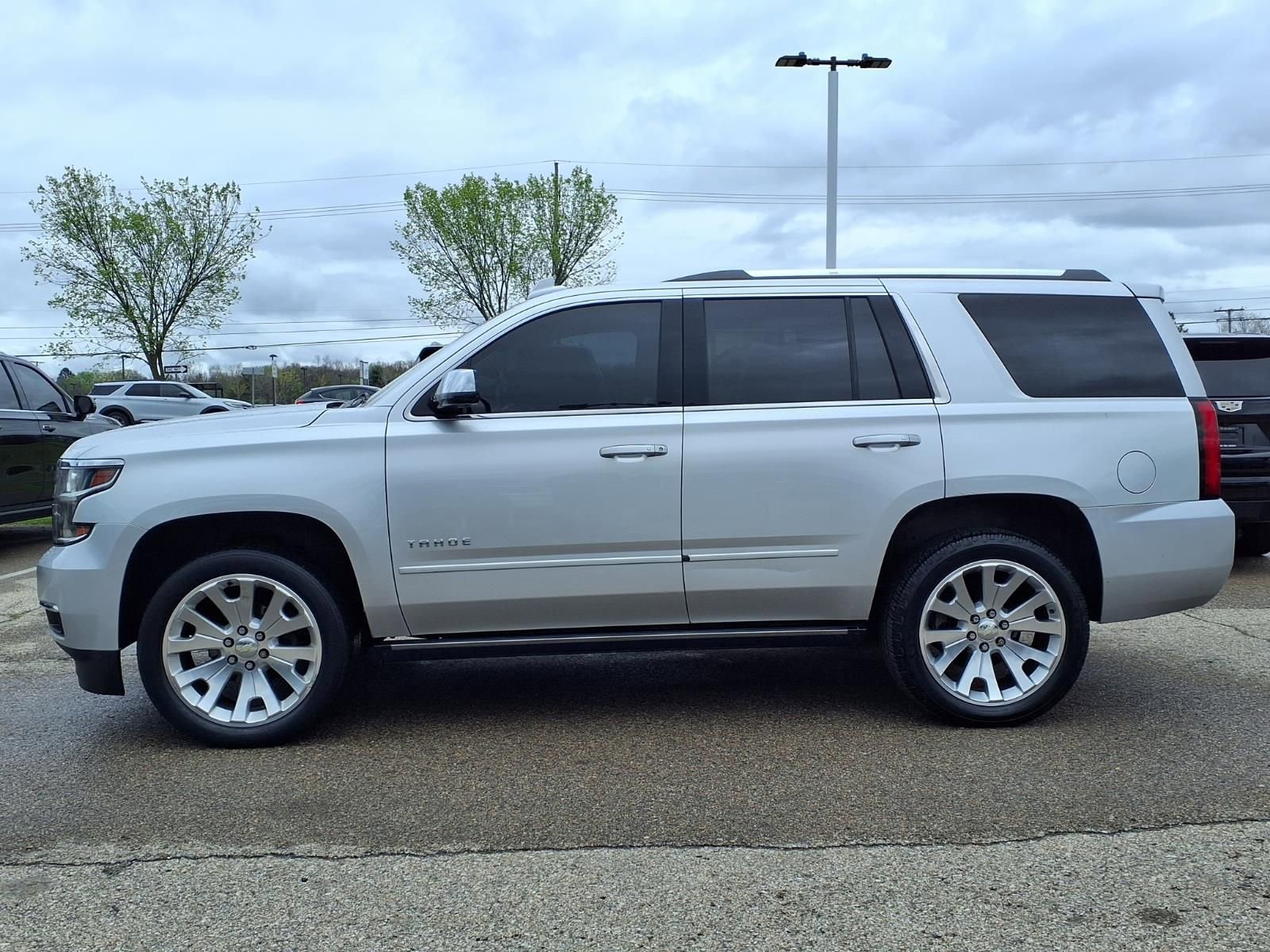 Used 2017 Chevrolet Tahoe Premier AWD/4WD image 8