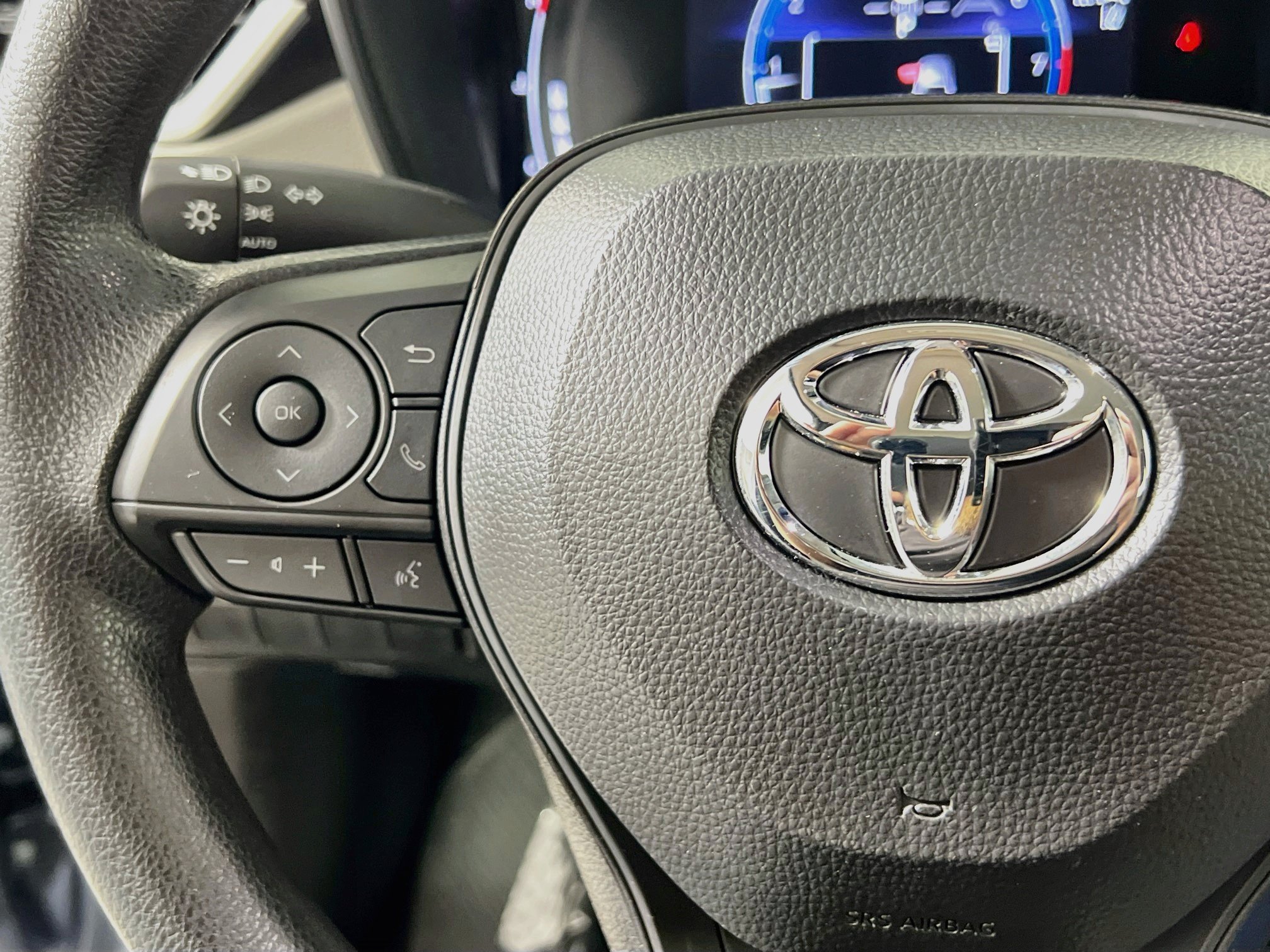 Used 2026 Toyota Corolla LE FWD image 19