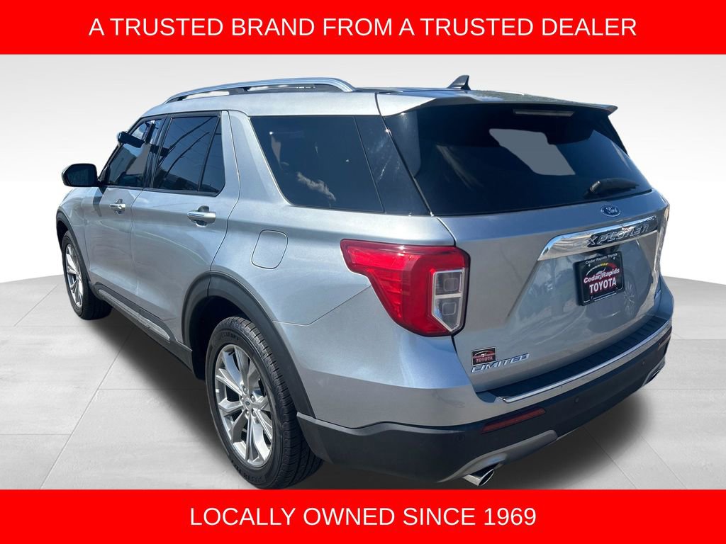 Used 2024 Ford Explorer Limited AWD/4WD image 3