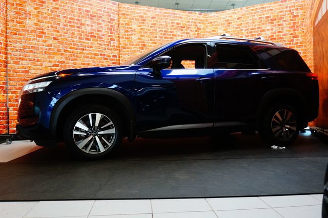 Certified 2024 Nissan Pathfinder SL AWD/4WD image 4