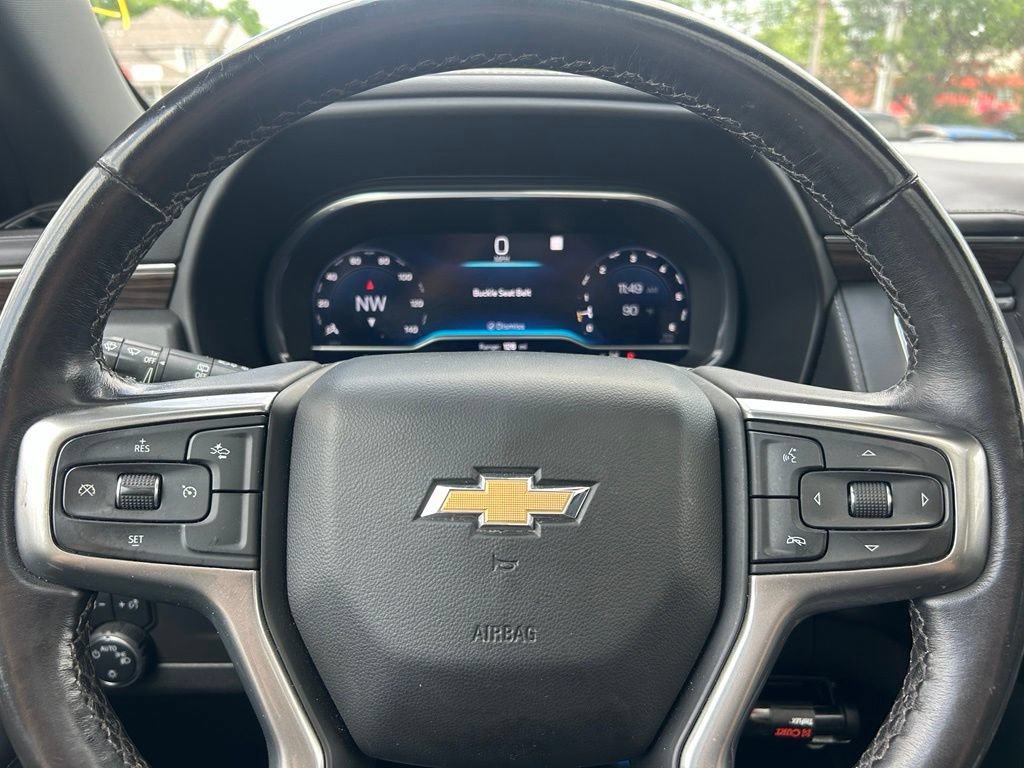 Used 2022 Chevrolet Suburban LT AWD/4WD image 16