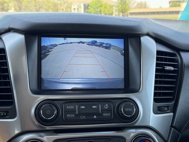 Used 2018 Chevrolet Suburban LT w/ LT Signature Package AWD/4WD image 17