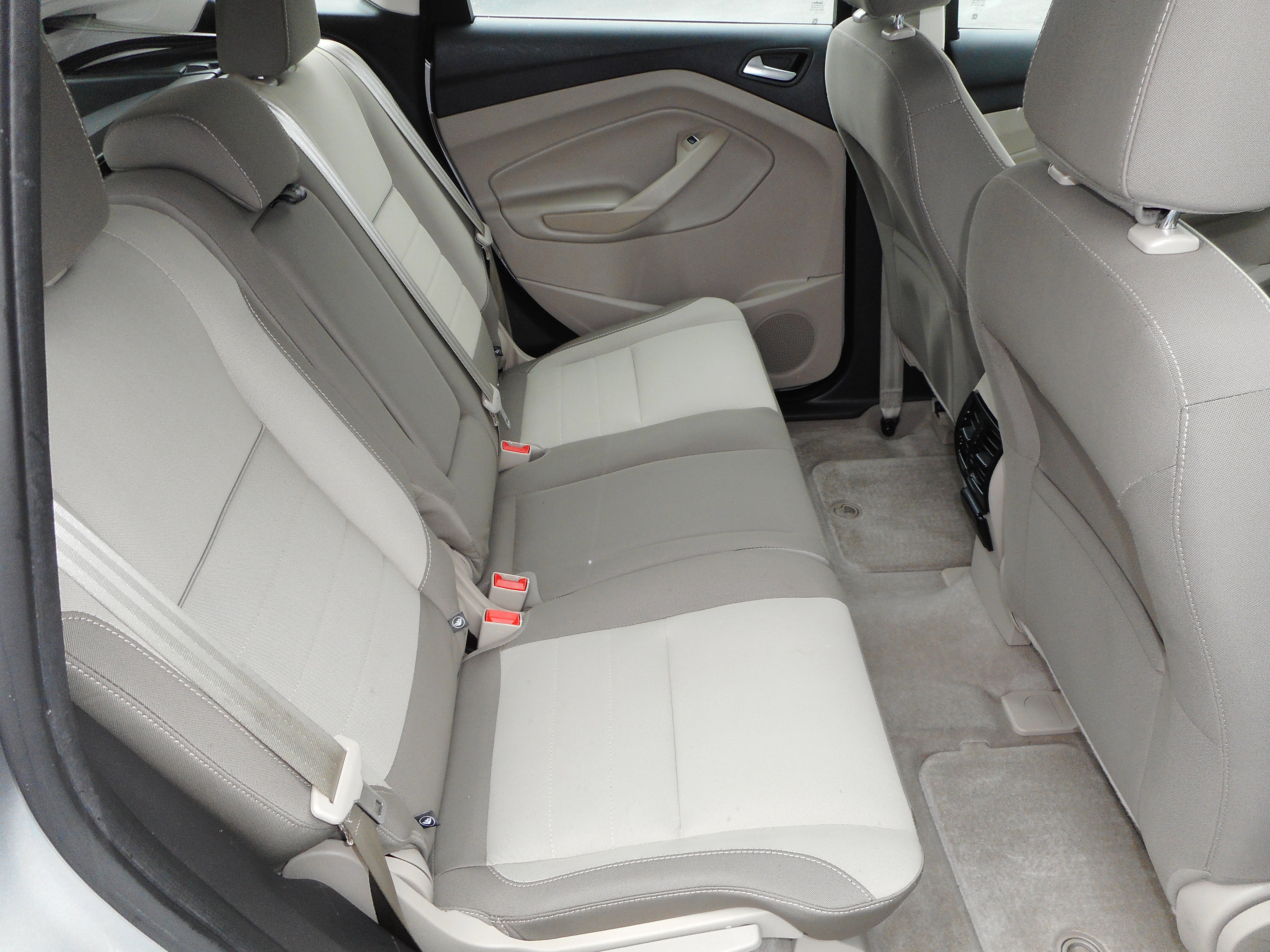 Used 2014 Ford C-MAX SE image 25