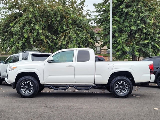 Certified 2023 Toyota Tacoma SR image 9