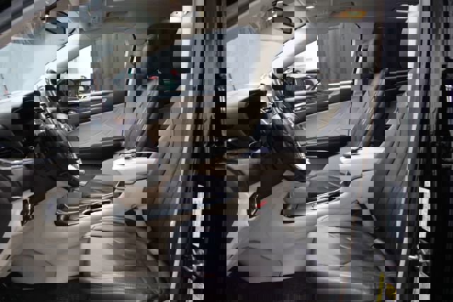 Used 2017 Lincoln MKC Reserve image 14