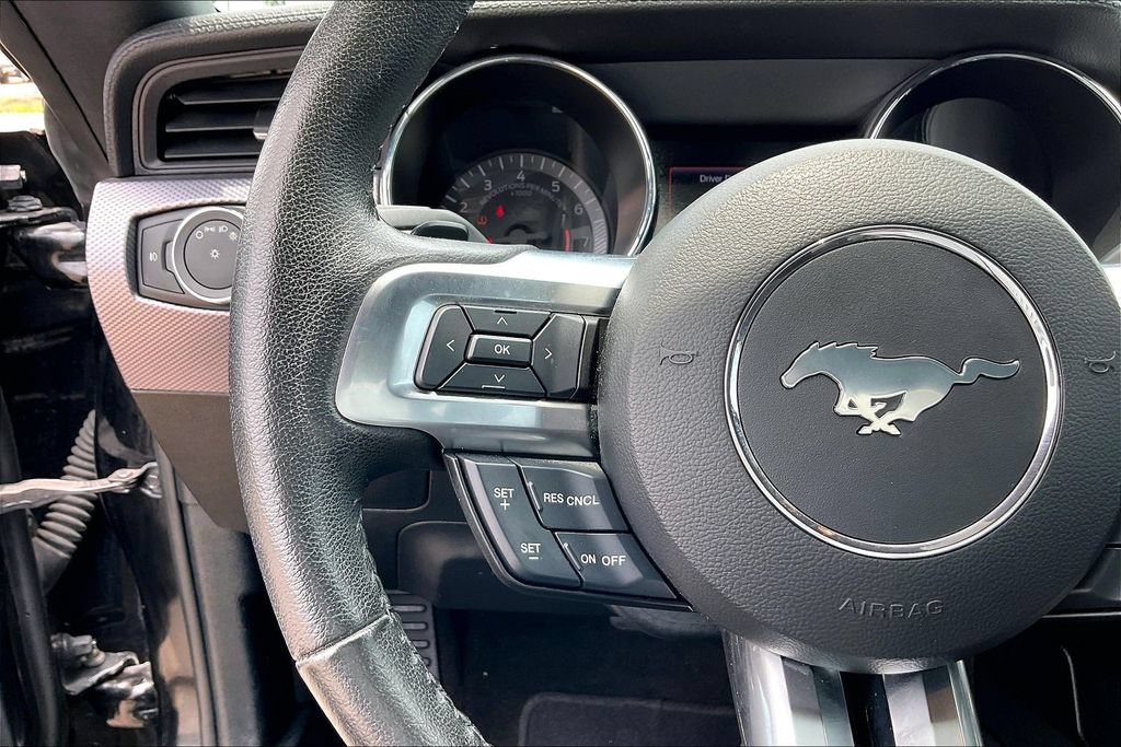 Used 2016 Ford Mustang GT RWD image 8