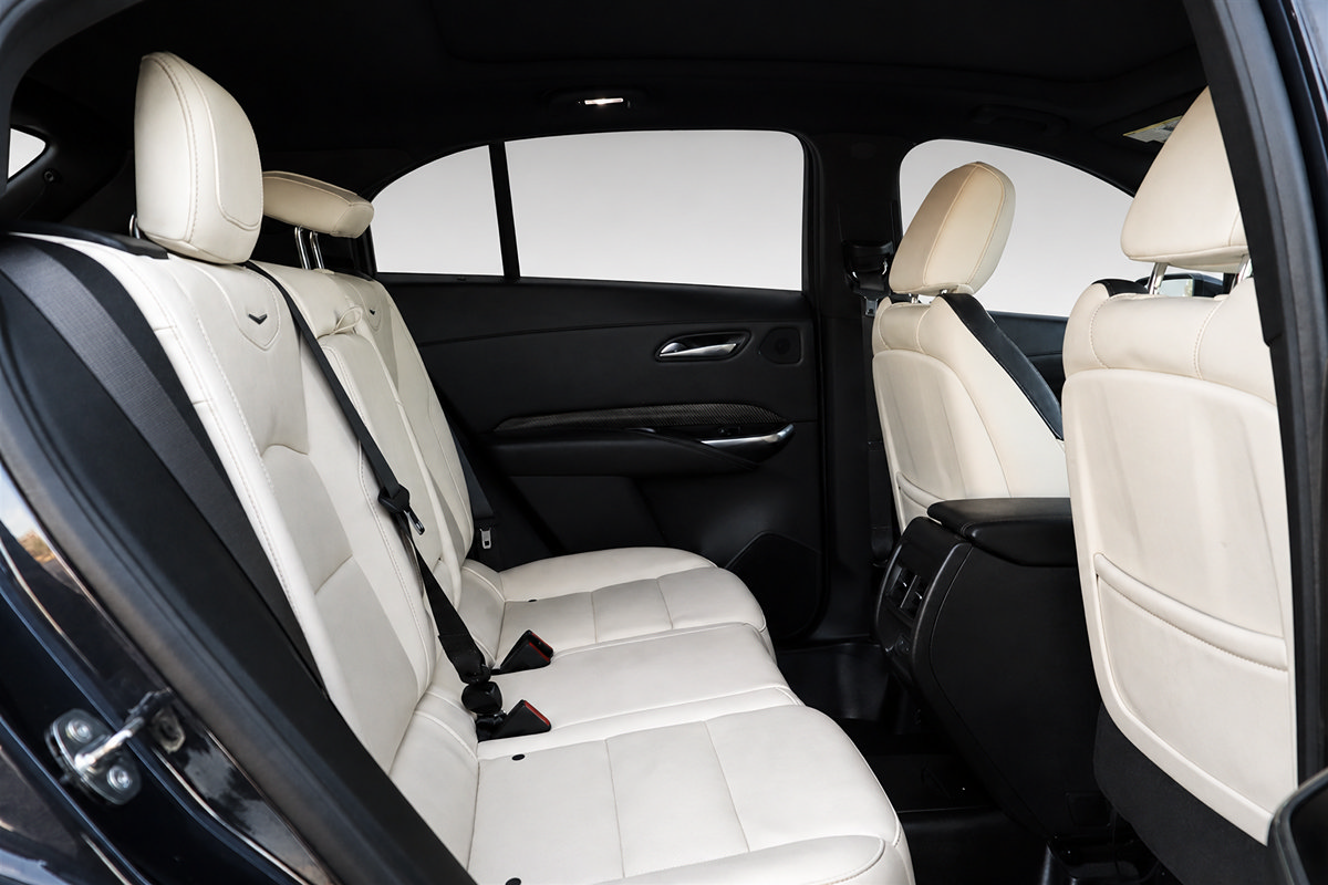 Used 2022 Cadillac XT4 Sport FWD image 14