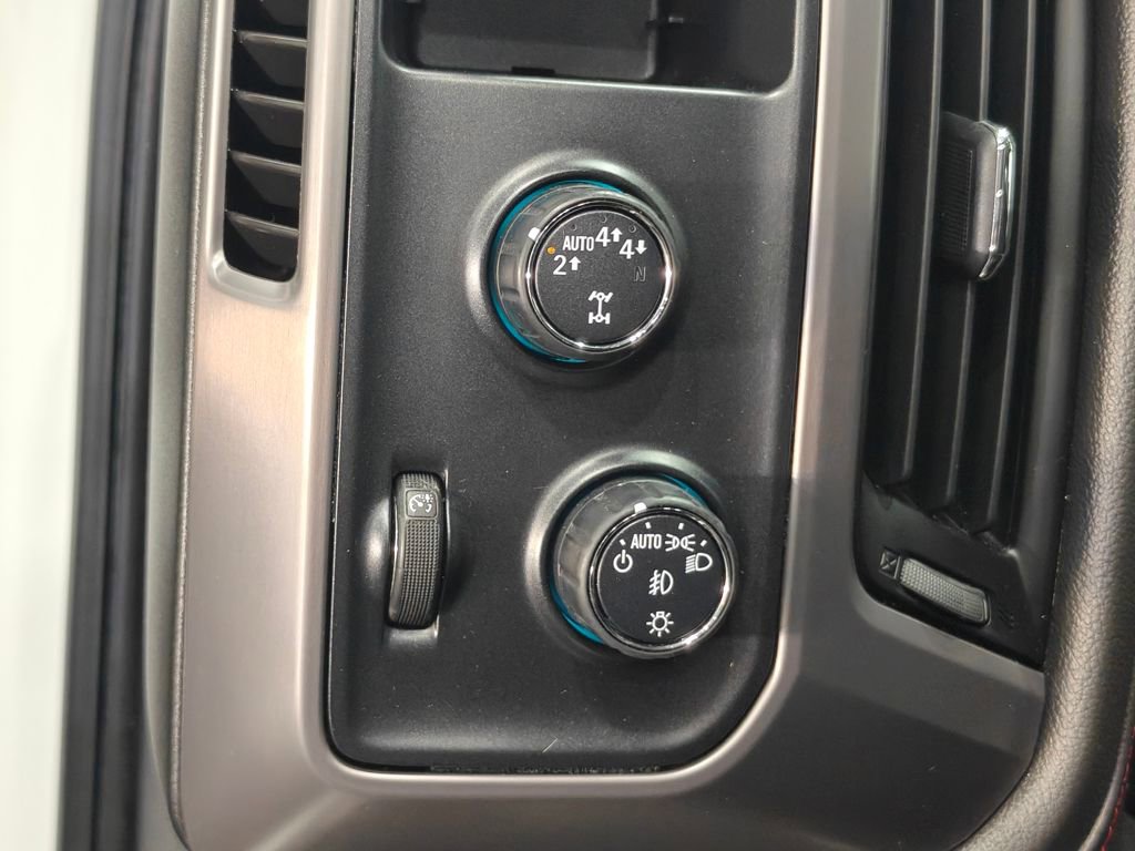 Used 2017 GMC Sierra 1500 SLT w/ All Terrain Package image 9