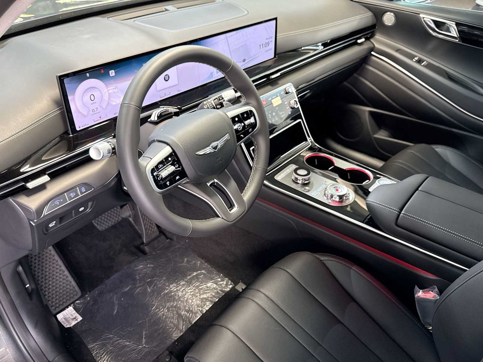 New 2026 Genesis GV80 2.5T RWD image 13