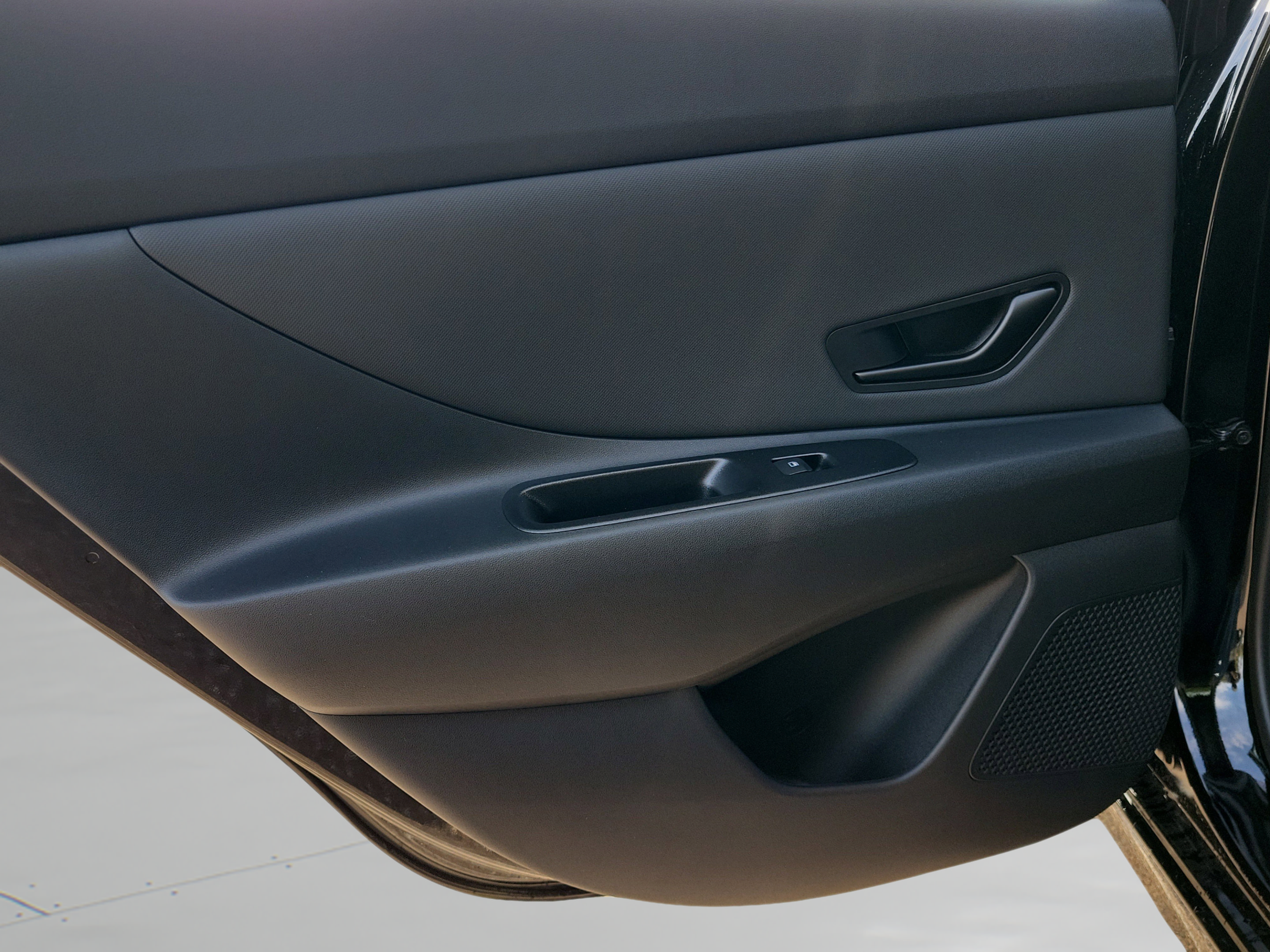 New 2026 Hyundai Elantra SEL Sport Premium FWD image 7
