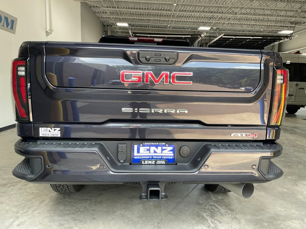 Used 2026 GMC Sierra 2500 AT4 AWD/4WD image 5