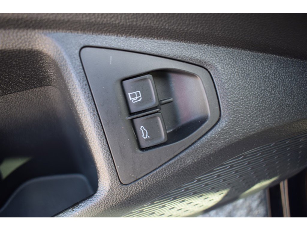 Used 2023 Volkswagen Jetta SEL image 17