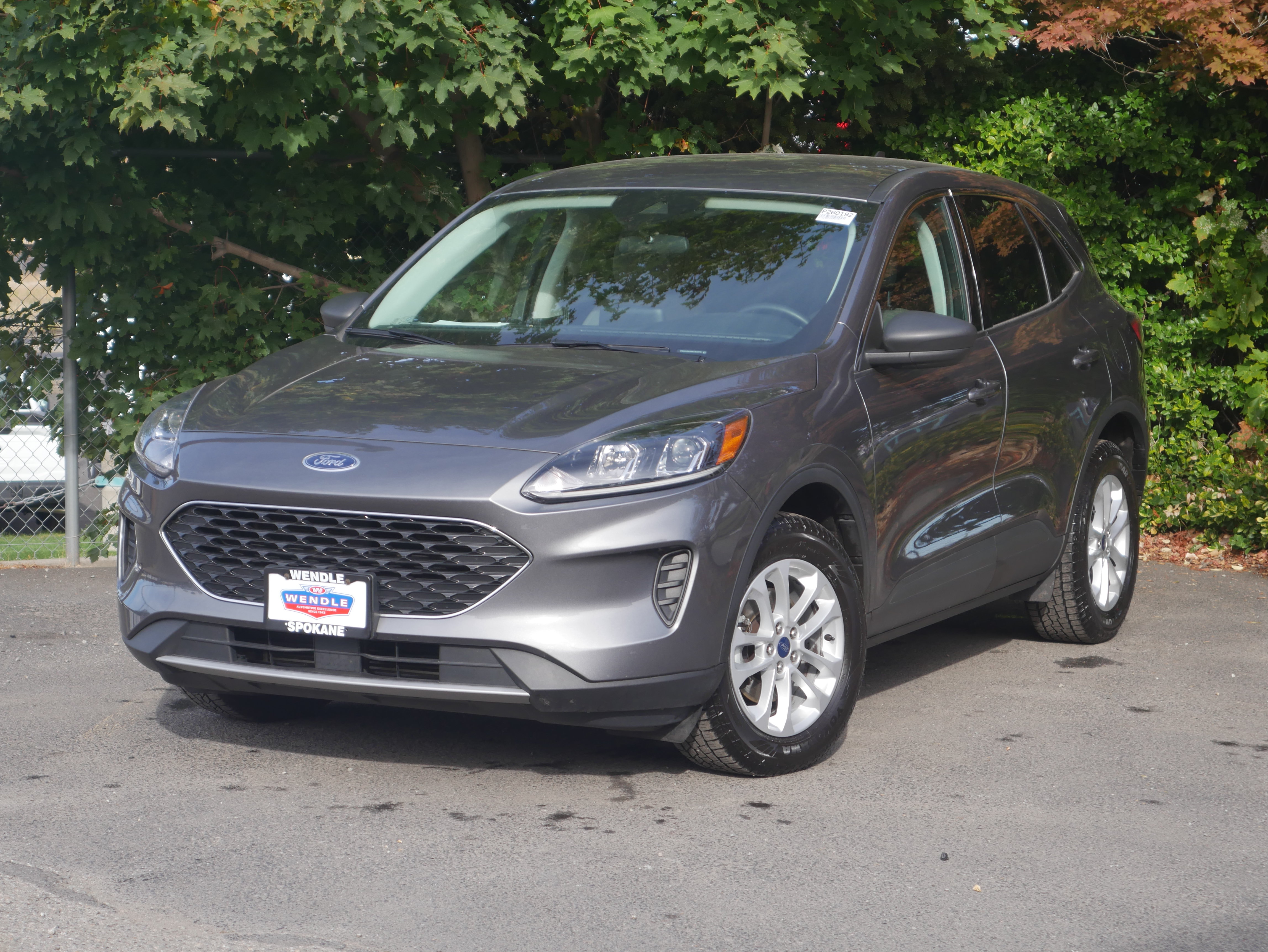 Certified 2022 Ford Escape SE w/ Convenience Package AWD/4WD image 2