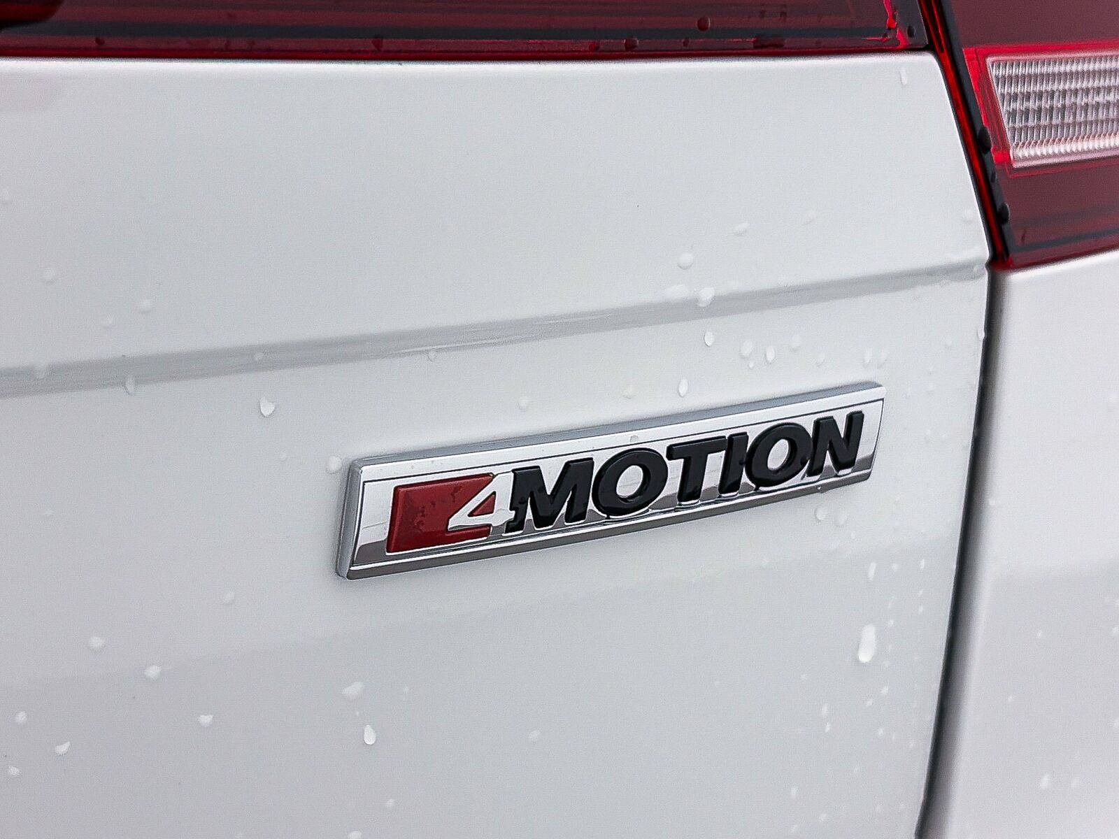 Used 2019 Volkswagen Tiguan S AWD/4WD image 12