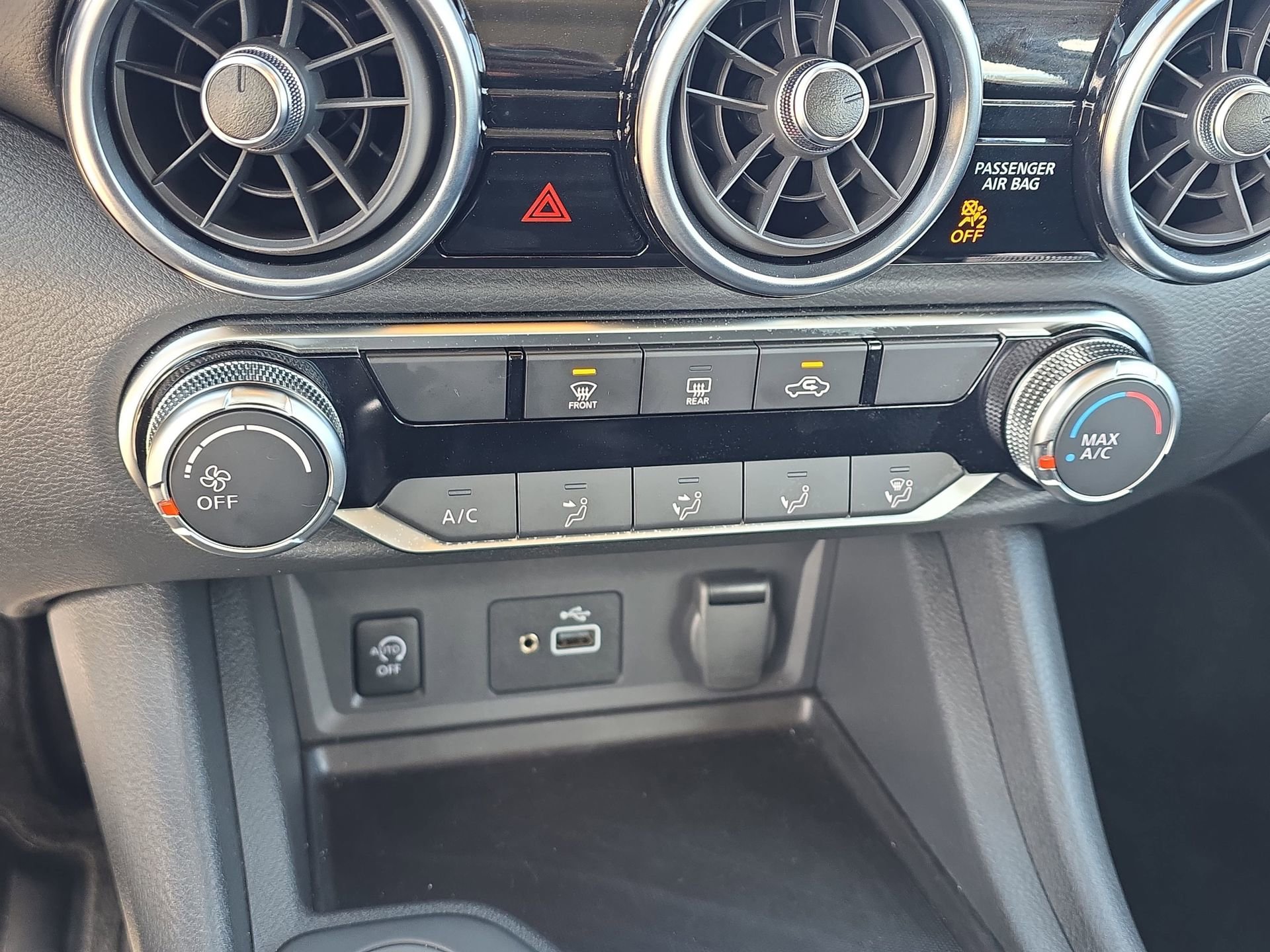 Certified 2025 Nissan Sentra S image 23