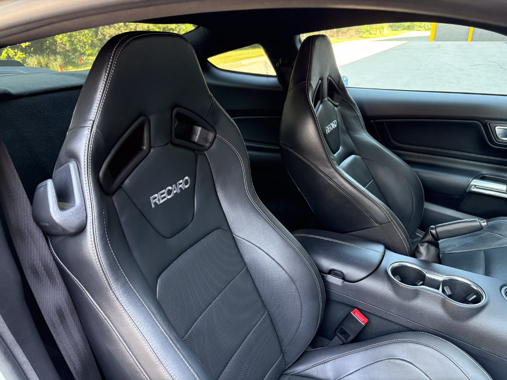 Used 2022 Ford Mustang Mach 1 w/ Mach 1 Handling Package RWD image 25