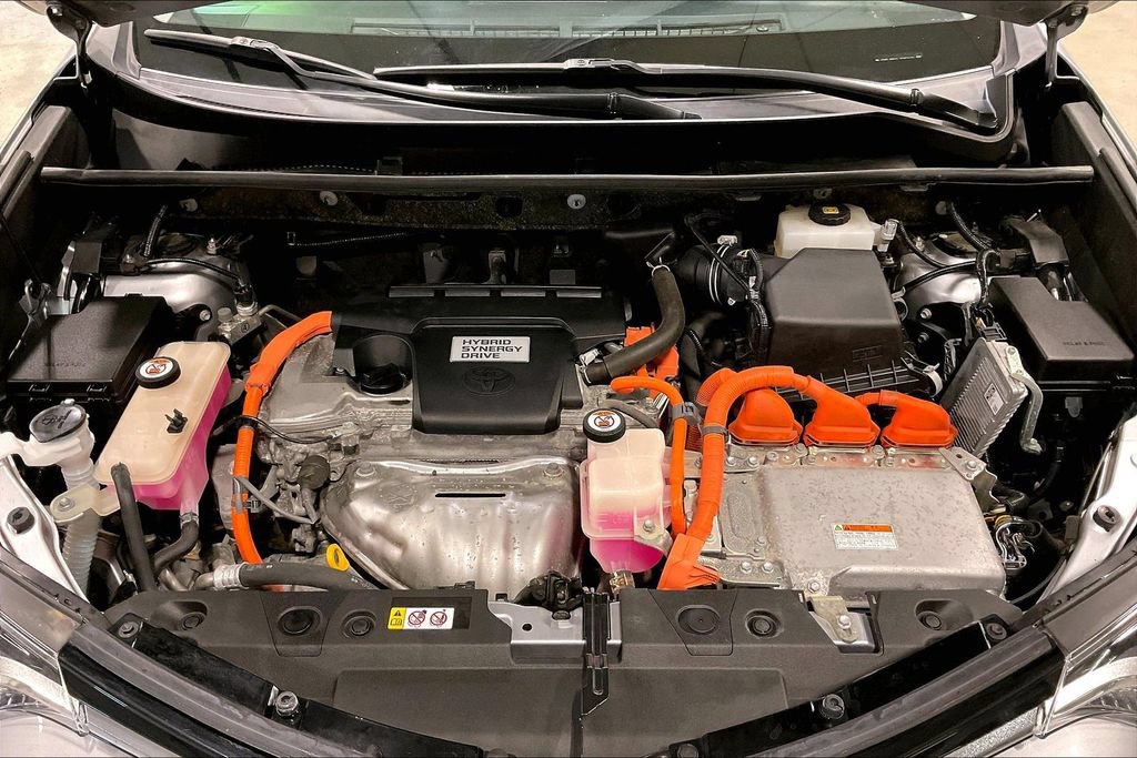 Used 2018 Toyota RAV4 Limited AWD/4WD image 29