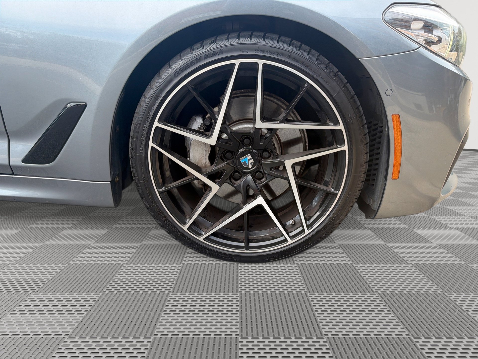 Used 2018 BMW 540i RWD image 31