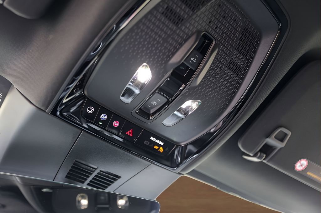 Certified 2025 Cadillac Lyriq Sport w/ LPO, Floor Liner Package AWD/4WD image 20
