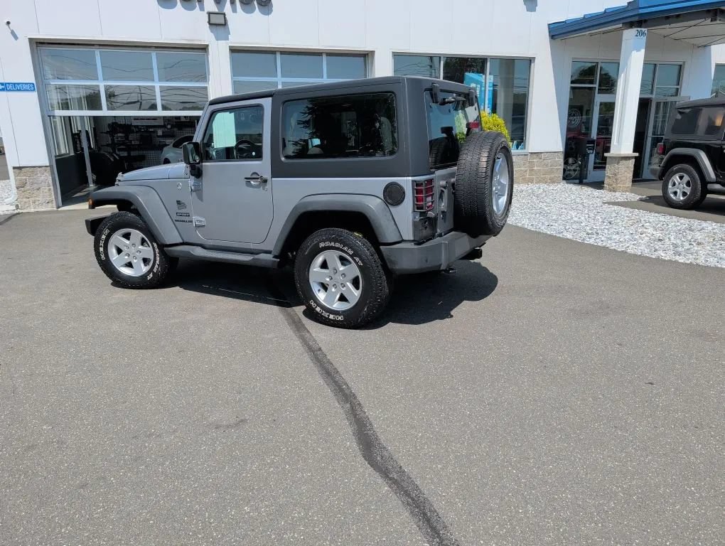 Used 2015 Jeep Wrangler Sport w/ Quick Order Package 24S AWD/4WD image 10