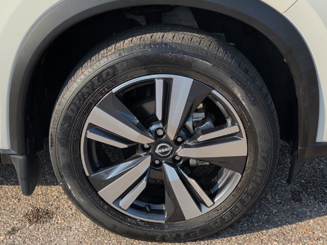 Certified 2023 Nissan Rogue SL AWD/4WD image 9