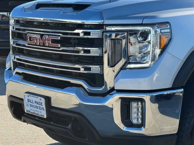 Used 2022 GMC Sierra 3500 SLE w/ SLE Convenience Package image 3