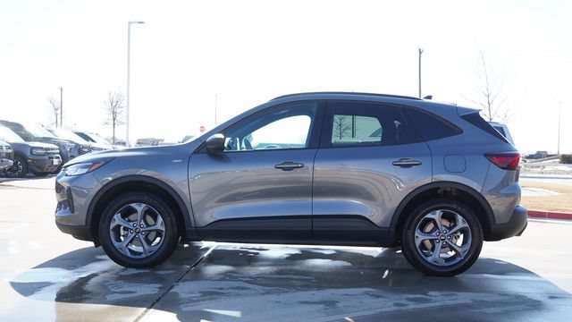 Used 2025 Ford Escape ST-Line AWD/4WD image 6